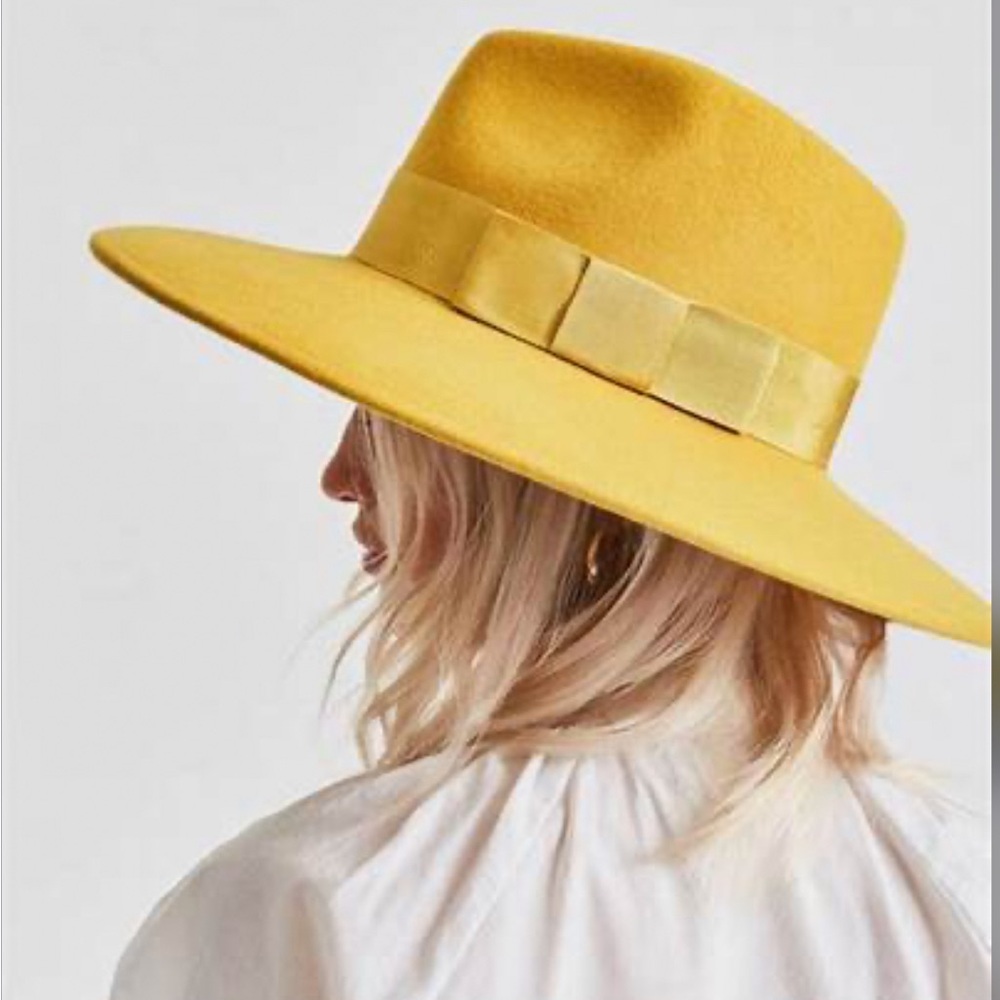 Brixton Joanna hat. Size M.